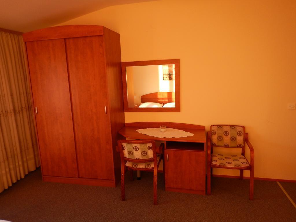 Apartment Danica Brela Extérieur photo